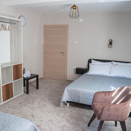 Mehana Apartmani Лесковац Экстерьер фото
