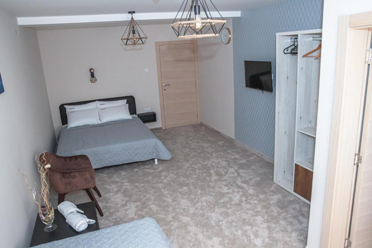 Mehana Apartmani Лесковац Экстерьер фото