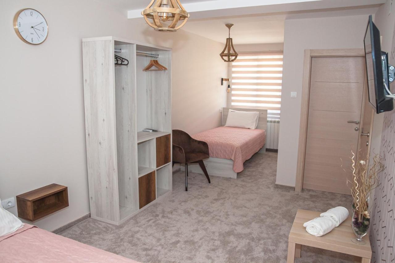 Mehana Apartmani Лесковац Экстерьер фото